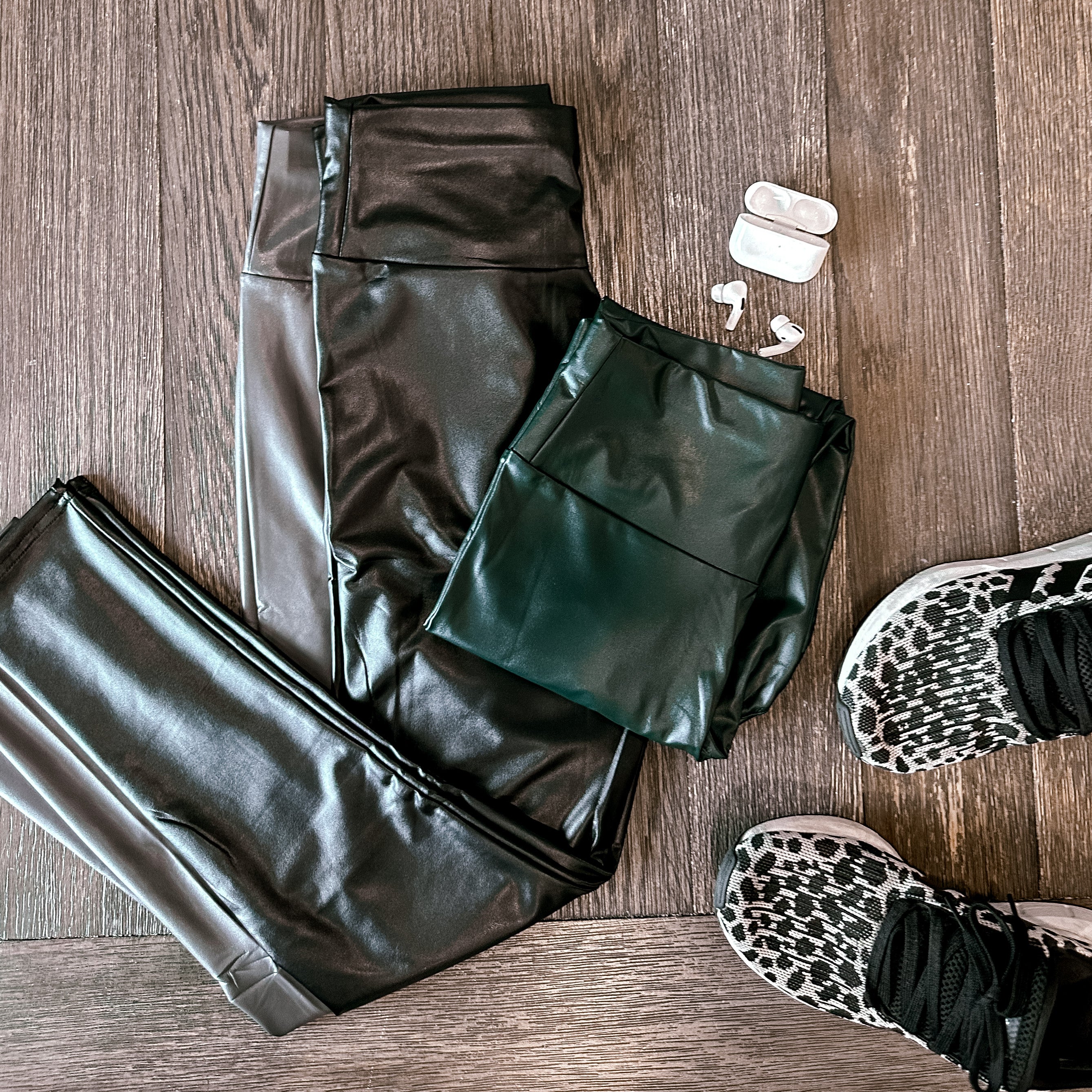 The Veronica Metallic Leggings